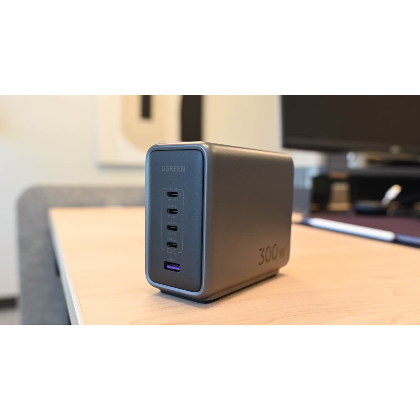 Ugreen Nexode 300w USB C GaN Charger 5 ports